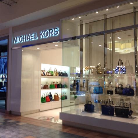 Michael Kors at La Plaza 